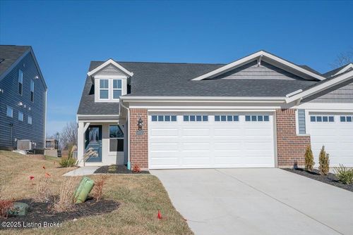10025 Windcrest Farms Ln, Louisville, KY, 40291-8406 | Card Image
