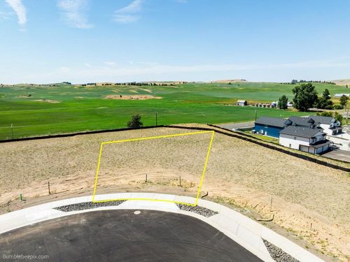 1113 Steptoe View Ln, Cheney, WA, 99004-8010 | Card Image