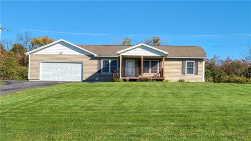 151 Woodsedge Drive, Lansing, NY, 14882 | Card Image