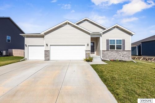 8506 S 63rd Street, Papillion, NE, 68157 | Card Image