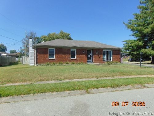 3604 Red Fox Dr, New Albany, IN, 47150-9728 | Card Image