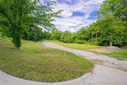 521 N Hickory St, Sapulpa, OK, 74066-2163 | Card Image