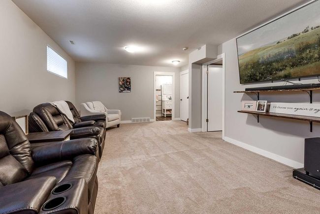 259 Stratton Rd Se, House other with 4 bedrooms, 4 bathrooms and 4 parking in Medicine Hat AB | Image 42