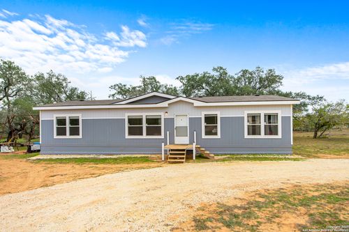 1145 Postert Ln, Floresville, TX, 78114-5059 | Card Image