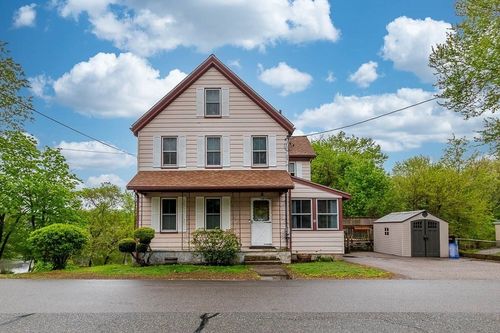 85 Emmett Ave, Dedham, MA, 02026-2518 | Card Image