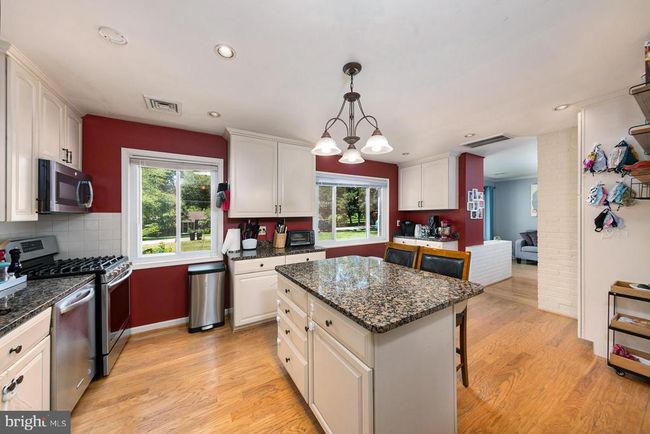 6418 Overhill Rd, House other with 4 bedrooms, 3 bathrooms and null parking in FALLS CHURCH VA | Image 5