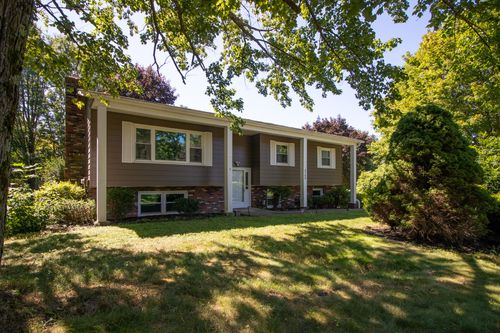 4500 Carlton Dr, Fairview, PA, 16415-2035 | Card Image