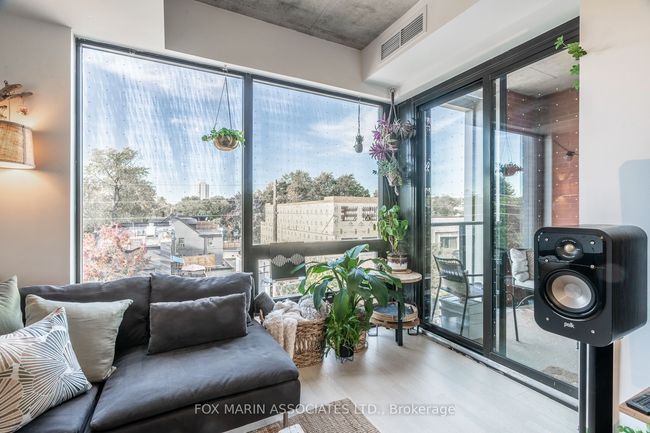 411 - 246 Logan Ave, Condo with 2 bedrooms, 1 bathrooms and null parking in Toronto ON | Image 4
