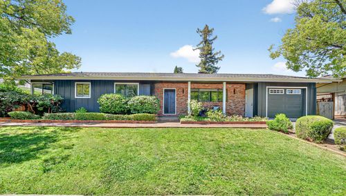 1819 Spring Mountain Ct, Saint Helena, CA, 94574-1731 | Card Image