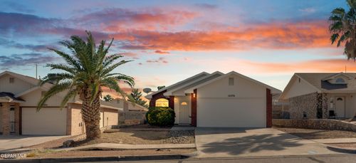 12476 Martin Bauman Dr, El Paso, TX, 79928-1739 | Card Image