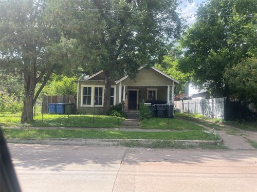 2111 Herring Ave, Waco, TX, 76708-2854 | Card Image