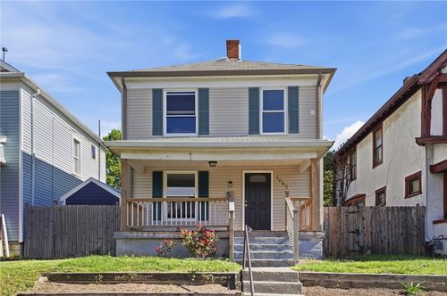 1045 Wyoming St, Dayton, OH, 45410-1905 | Card Image