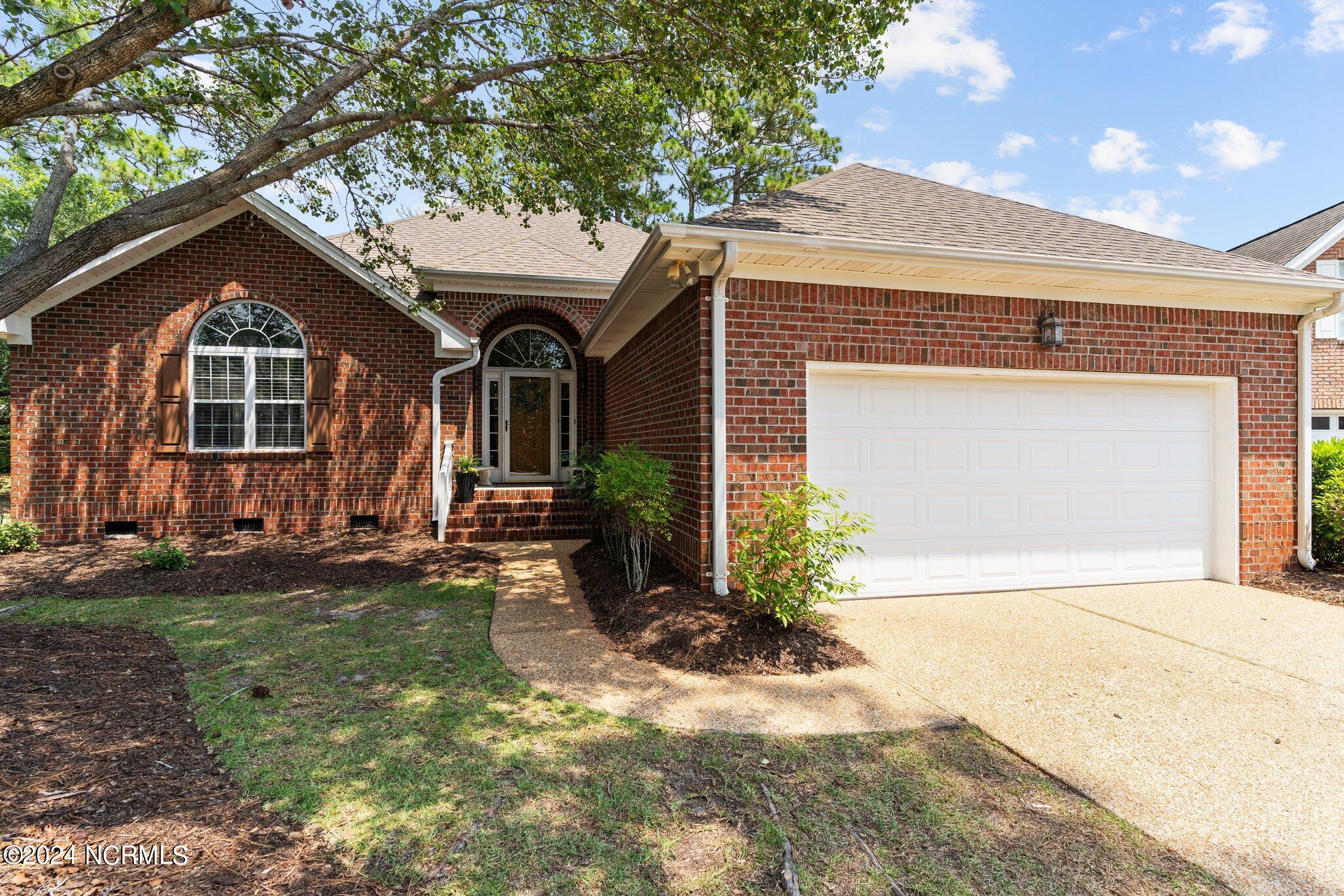 Westbury Ct, Wilmington, NC 28412
