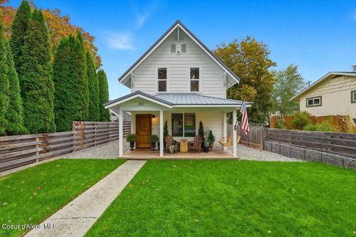 321 S 19th St, Coeur D Alene, ID, 83814-5226 | Card Image