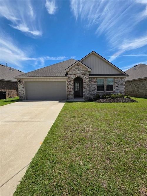 9084 Worthington Court, Alexandria, LA, 71303 | Card Image