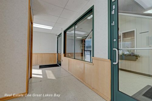 1875 Lansing Rd, Charlotte, MI, 48813-8444 | Card Image