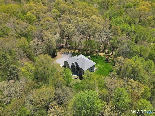 9 Gavin Dr, Columbia, CT, 06237-1056 | Card Image