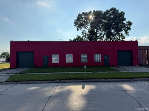 23515 Blackstone Ave, Warren, MI, 48089-2612 | Card Image