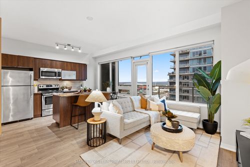 1910-55 E Liberty St, Toronto, ON, M6K3P9 | Card Image