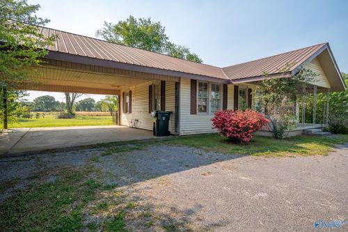 2208 Old Gurley Pike, New Hope, AL, 35760 | Card Image