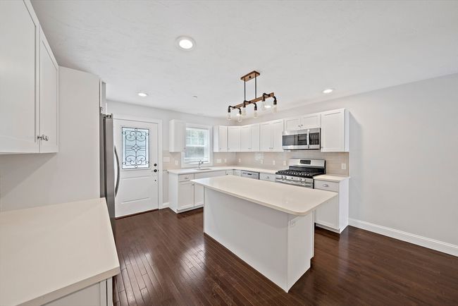 APT-9 - 469 Sherman St, House attached with 2 bedrooms, 3 bathrooms and 2 parking in Canton MA | Image 8
