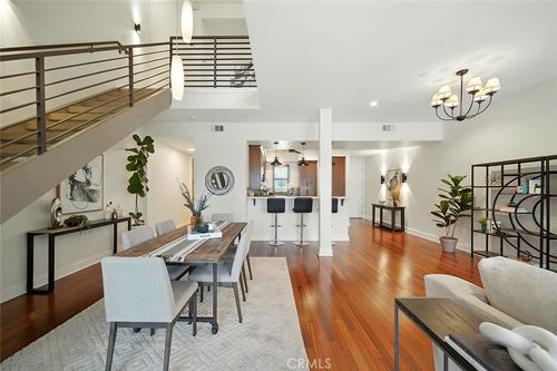 unit-39-395 E 4th St, Long Beach, CA, 90802-0408 | Card Image