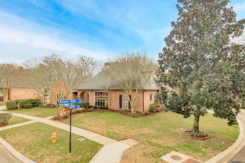 243 Summer Ridge Dr, Baton Rouge, LA, 70810-5744 | Card Image