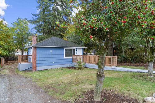 656 Lambert Ave, Nanaimo, BC, V9R3N8 | Card Image
