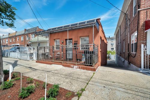 2363 Gleason Ave, Bronx, NY, 10462-5303 | Card Image