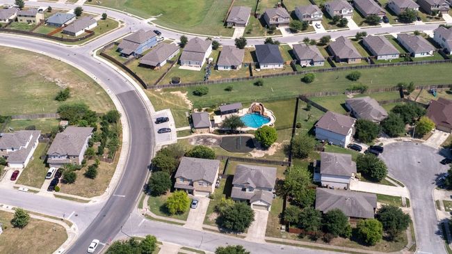 Community pool. | Image 31