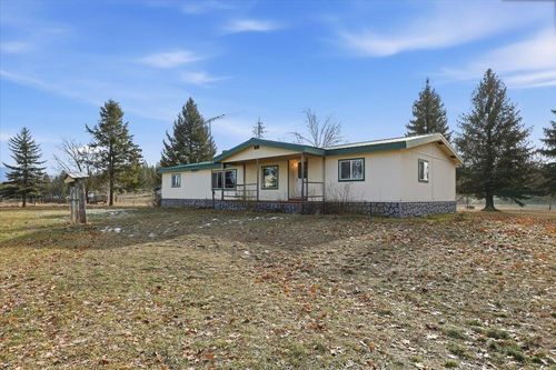 11512 E Bridges Rd, Elk, WA, 99009-9679 | Card Image