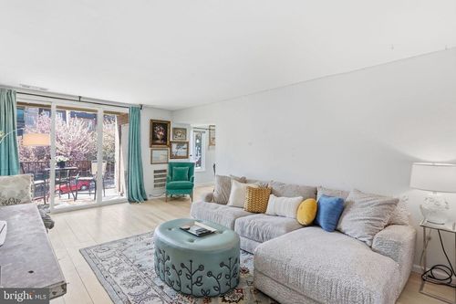 102-5017 7th Rd S, ARLINGTON, VA, 22204-2526 | Card Image
