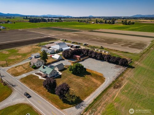 17219 Calhoun Road, Mount Vernon, WA, 98273 | Card Image