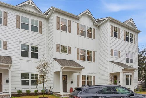 2917 Pretty Lake Ave, Norfolk, VA, 23518-1229 | Card Image