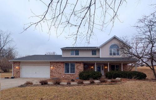 205 San Carlos Rd, Minooka, IL, 60447-9316 | Card Image