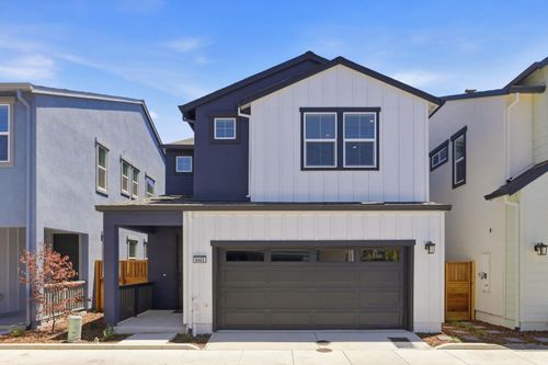 8465 Viborg Ln, Elk Grove, CA, 95624 | Card Image