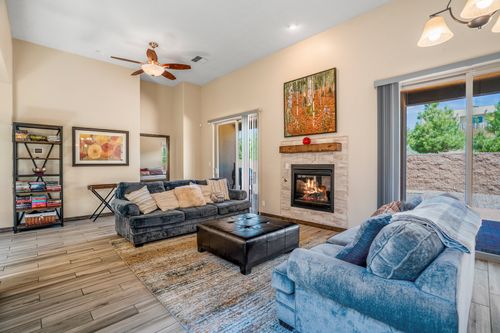 45 Bosquecillo, Santa Fe, NM, 87508-1474 | Card Image