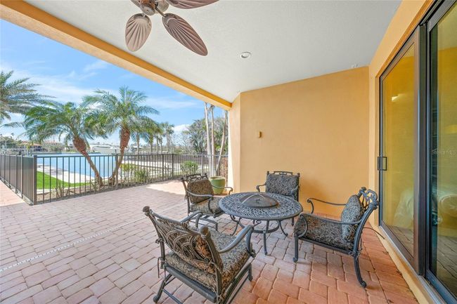 Pool-Side Lanai off Ground Floor Bonus Room | Image 31