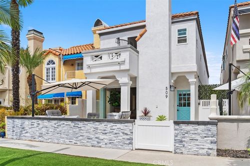 509 11th St, Huntington Beach, CA, 92648 | Card Image
