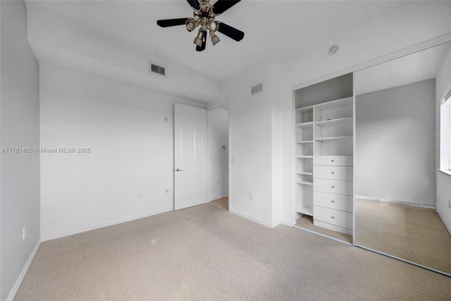 APT-501 - 3600 Oaks Clubhouse Dr, Condo with 3 bedrooms, 2 bathrooms and null parking in Pompano Beach FL | Image 25