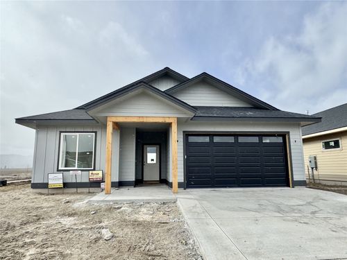 808 Rivet Way, Kalispell, MT, 59901-1039 | Card Image