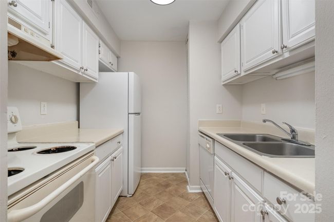 APT-7 - 133 Orchard Trace Ln, Condo with 3 bedrooms, 2 bathrooms and null parking in Charlotte NC | Image 5
