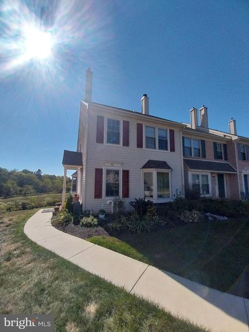 416 Pinetree Ct, POTTSTOWN, PA, 19464-3266 | Card Image