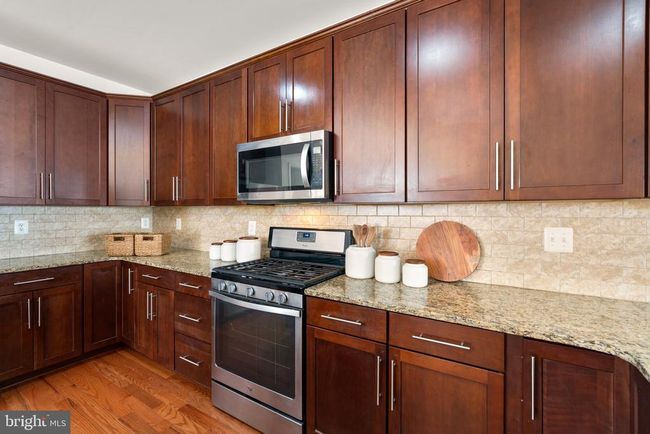 7769 Dagny Way, Townhouse with 4 bedrooms, 4 bathrooms and null parking in ELKRIDGE MD | Image 7