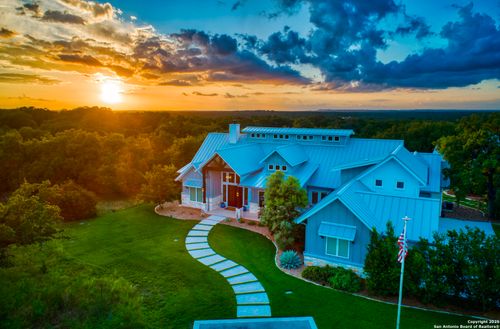 30 Verde Pt, Boerne, TX, 78006-6112 | Card Image