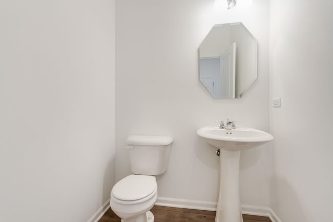 8530 Sperry Ct, Townhouse with 3 bedrooms, 3 bathrooms and 2 parking in Woodridge IL | Image 29