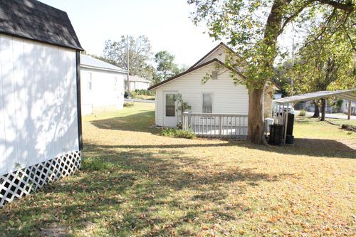 208 E Ava Ave, Ava, MO, 65608-5338 | Card Image