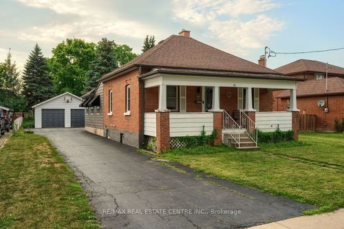 33 Miles St, Milton, ON, L9T1E5 | Card Image
