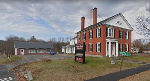 122 Main St, Charlestown, NH, 03603-4916 | Card Image