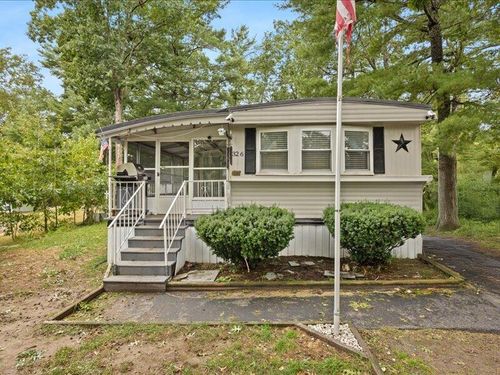 32-6 S Mdw Village, Carver, MA, 02330 | Card Image